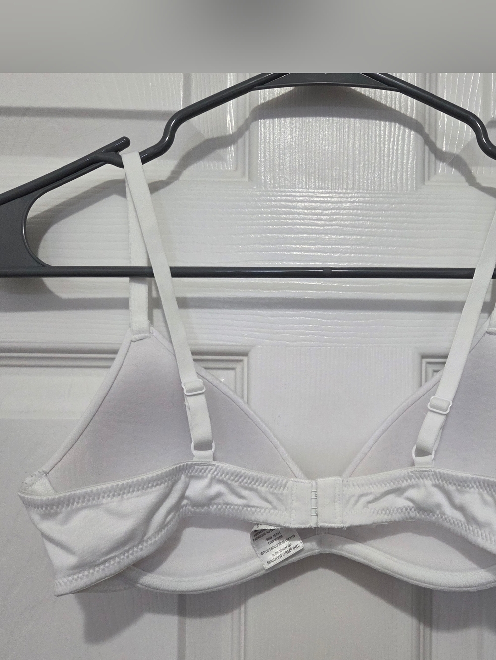 Delta By Maidenform White Wireless Bra Size 36A - Picture 2 of 6